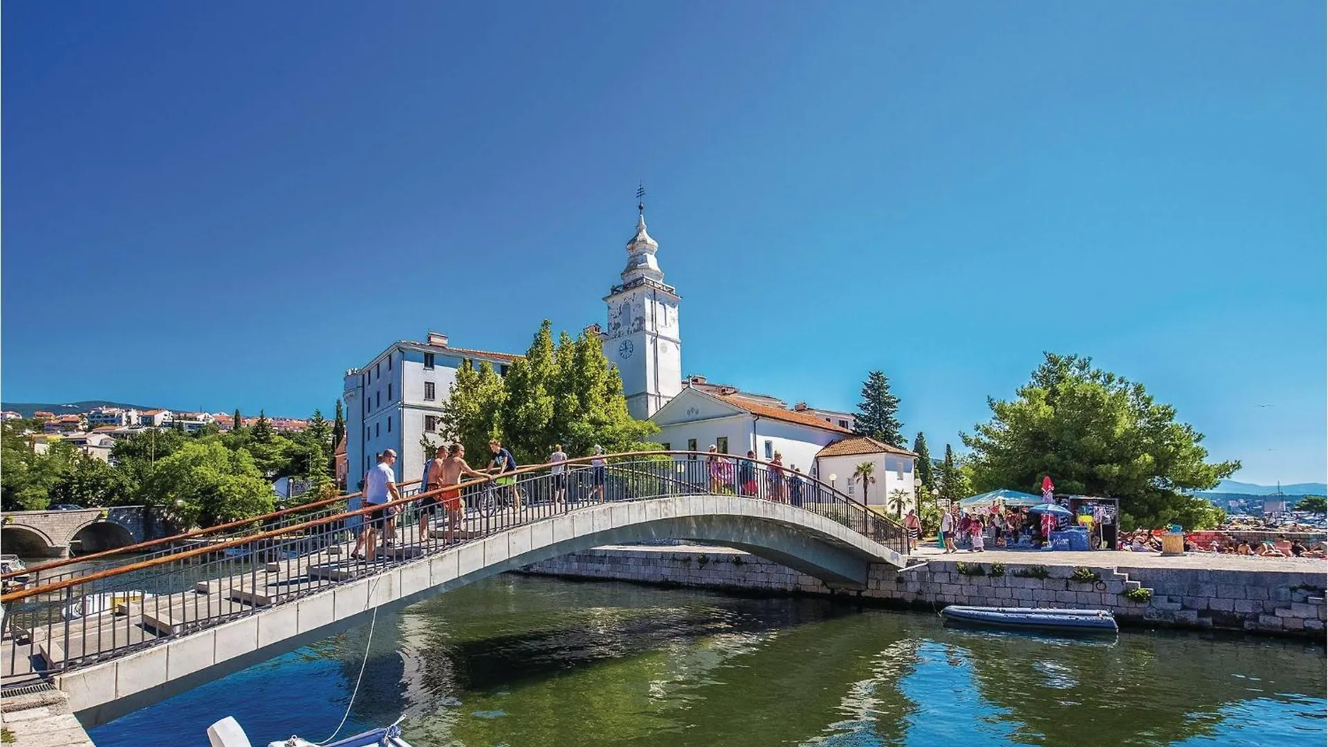 Amazing Home In Crikvenica With Wifi Dramalj
